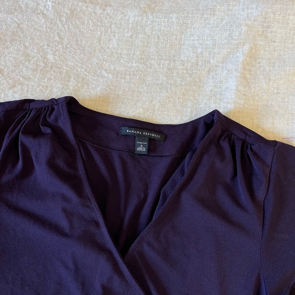 Banana republic purple top - Picture 5 of 5